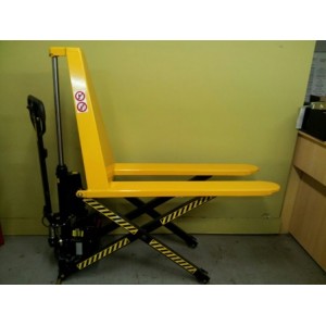 Products - Ergonomic Pallet Trucks - Repentigny, Mascouche